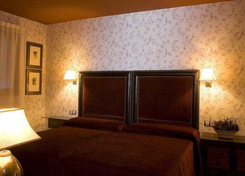Hotel Balcon De La Cuesta Andrin Bagian luar foto