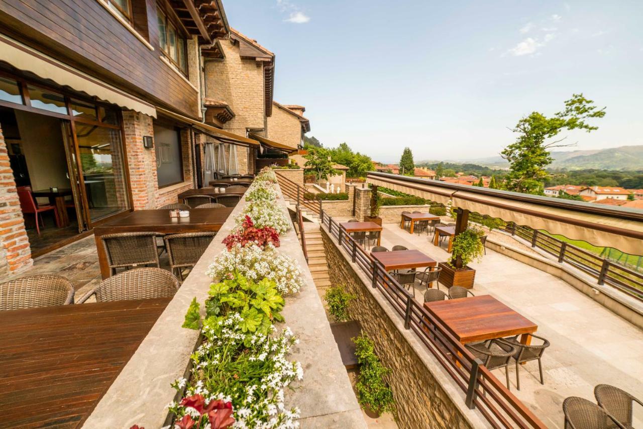 Hotel Balcon De La Cuesta Andrin Bagian luar foto